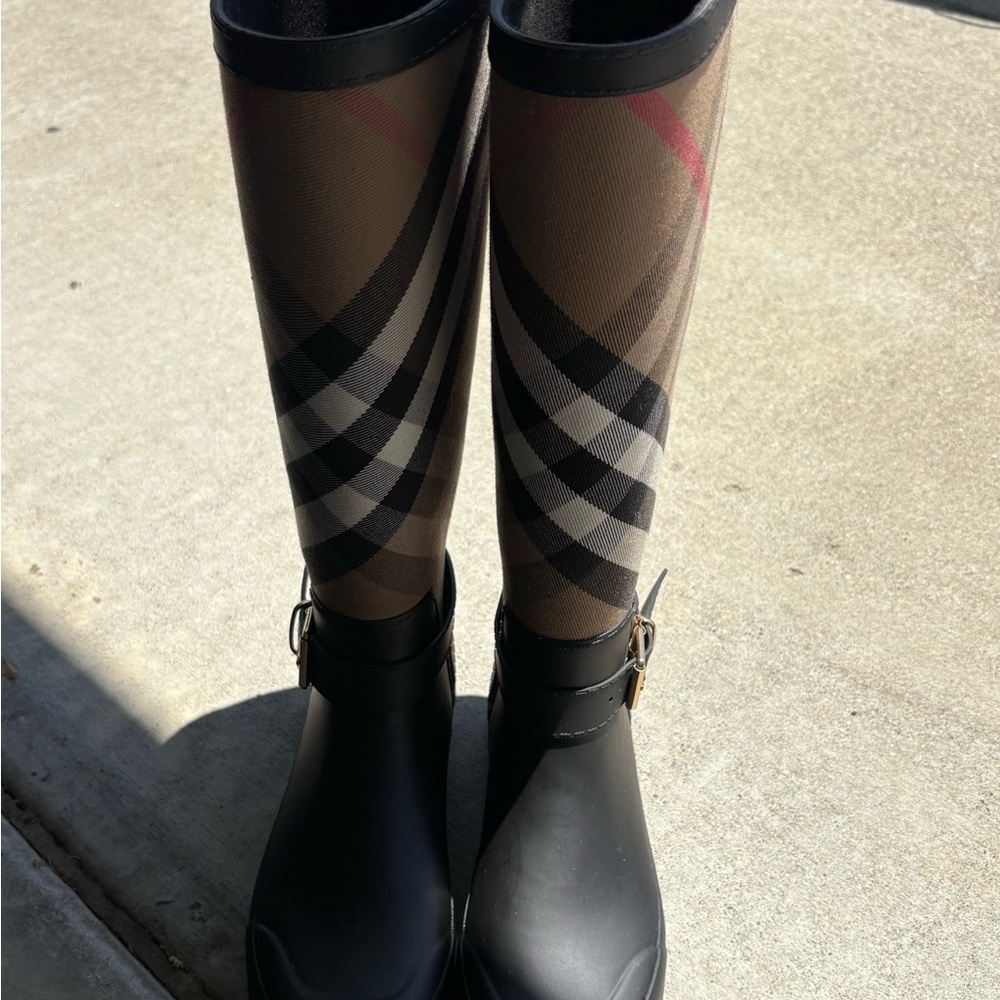 Burberry Black and Brown Checkered Boots